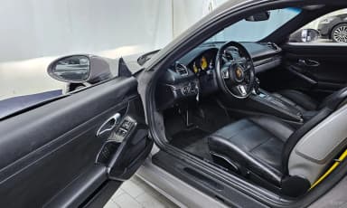 718 Cayman