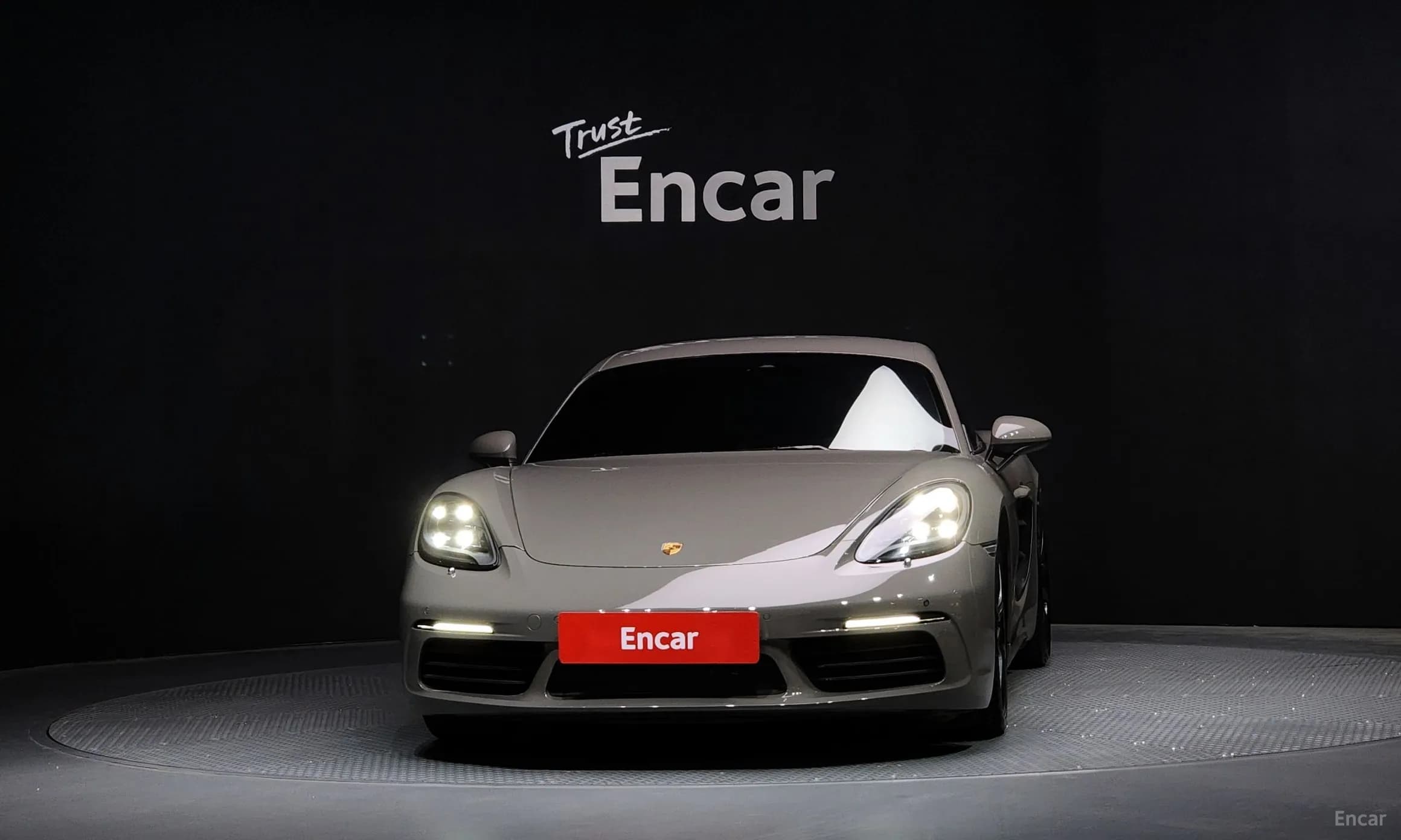 718 Cayman