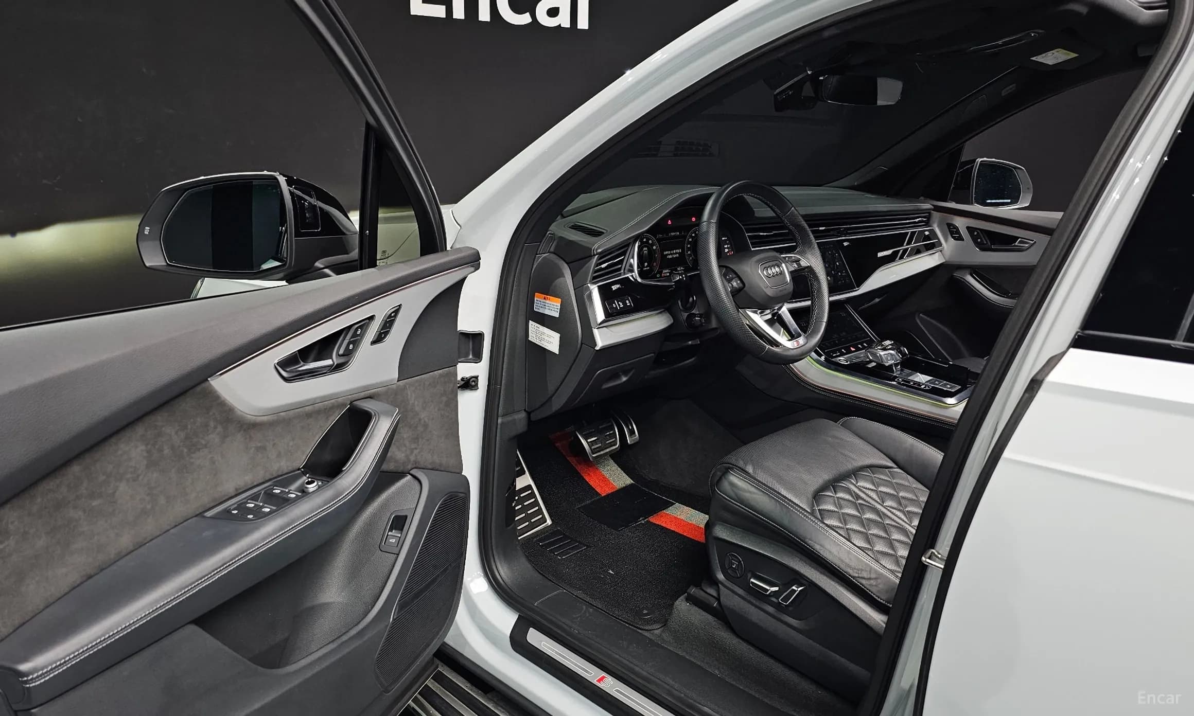Q7 (4M)