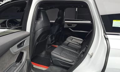 Q7 (4M)