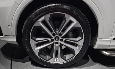 Q7 (4M)