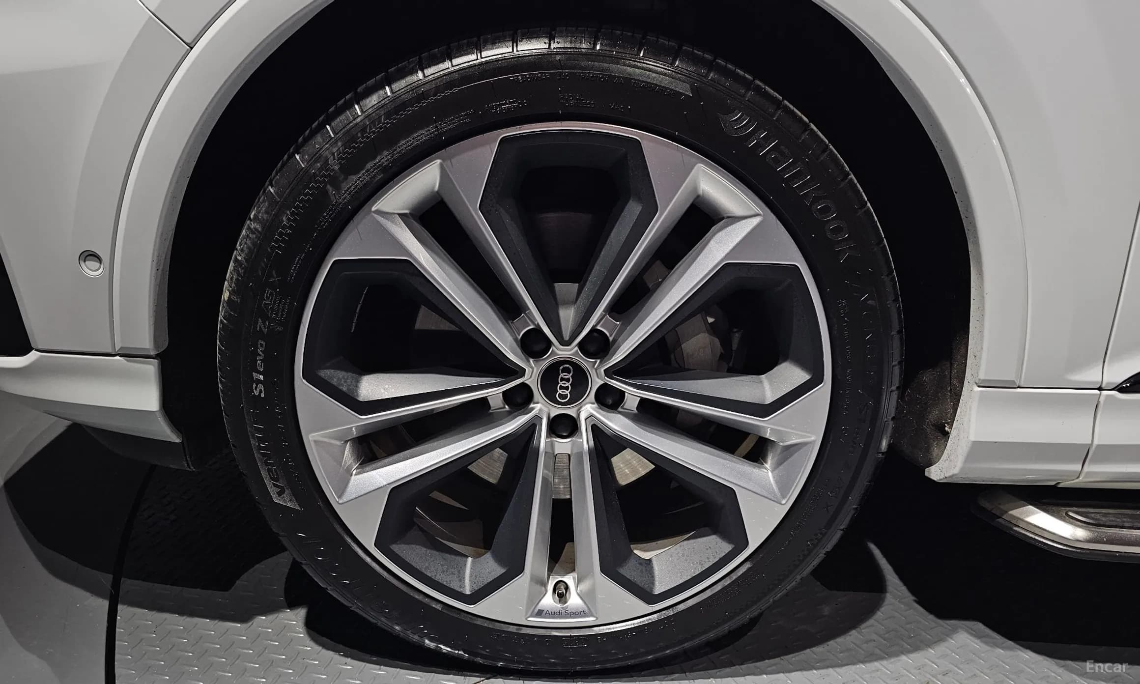 Q7 (4M)