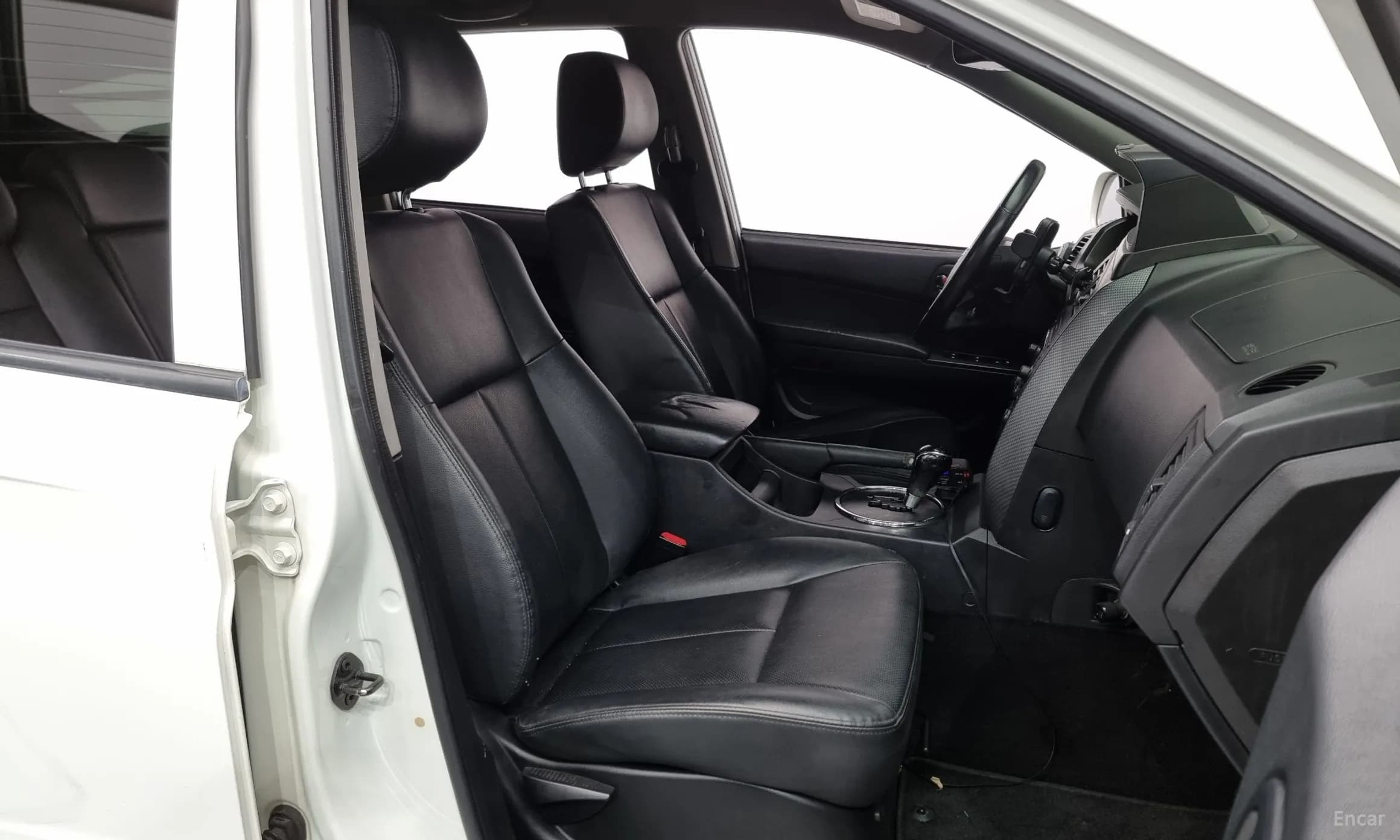 Korando Sports