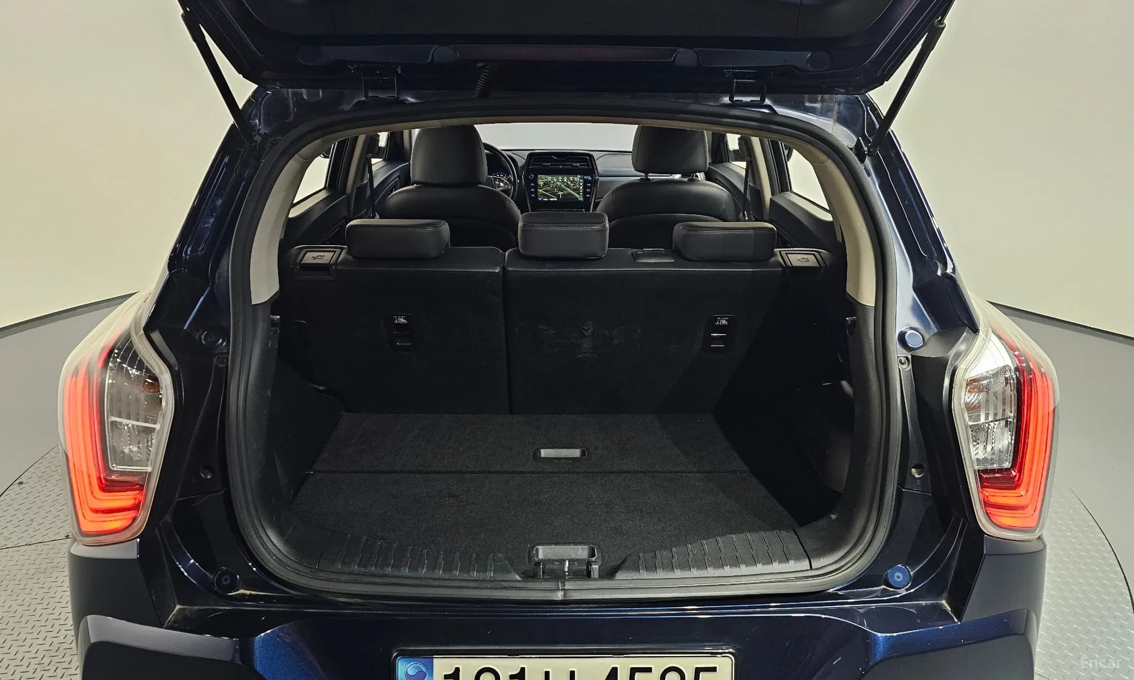 Berry New Tivoli