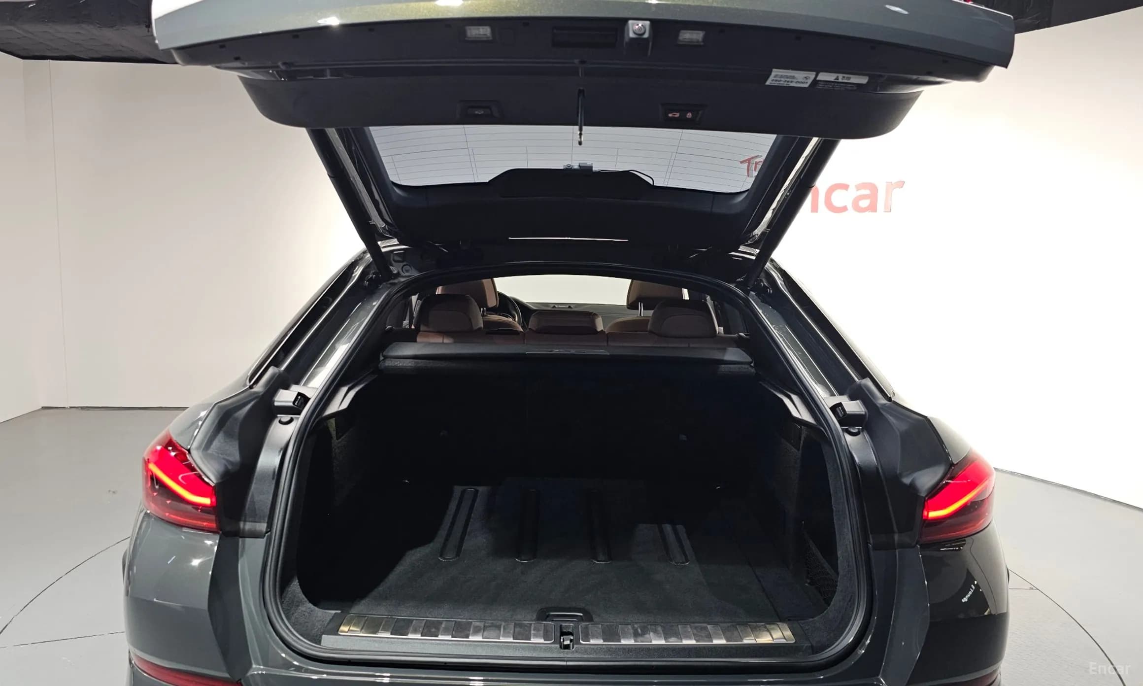 X6 (G06)