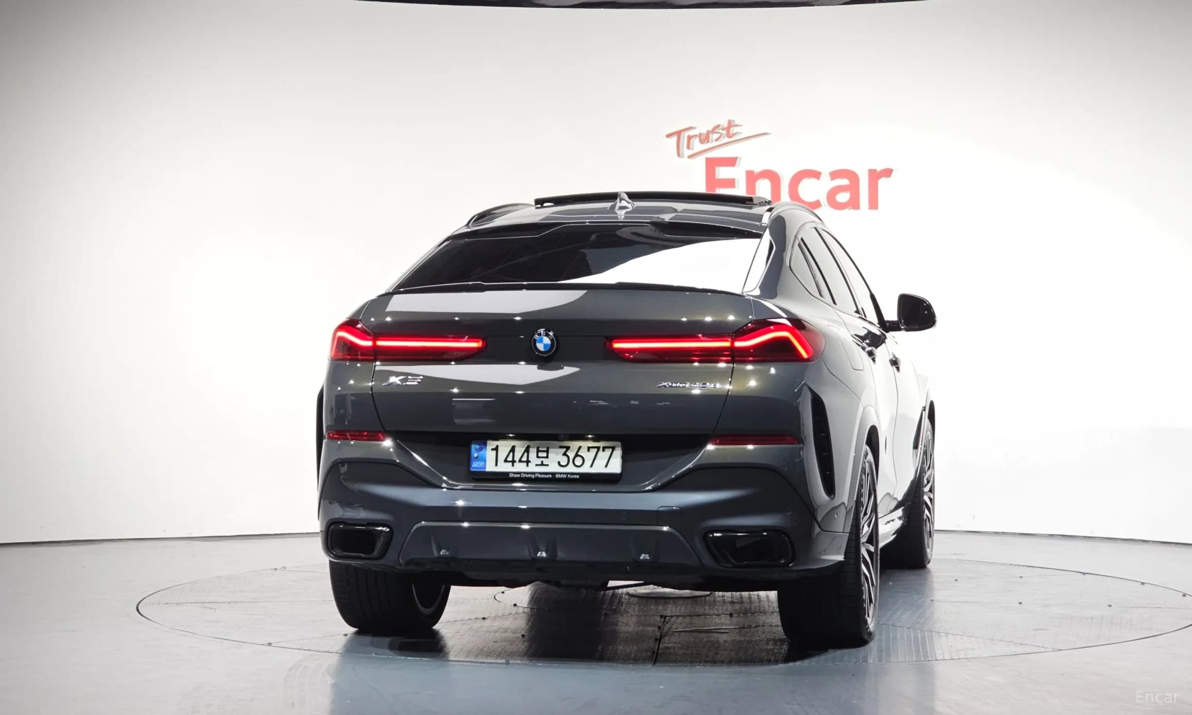 X6 (G06)