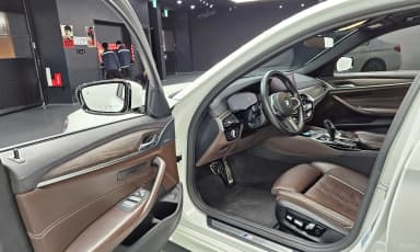 5 Series (G30)