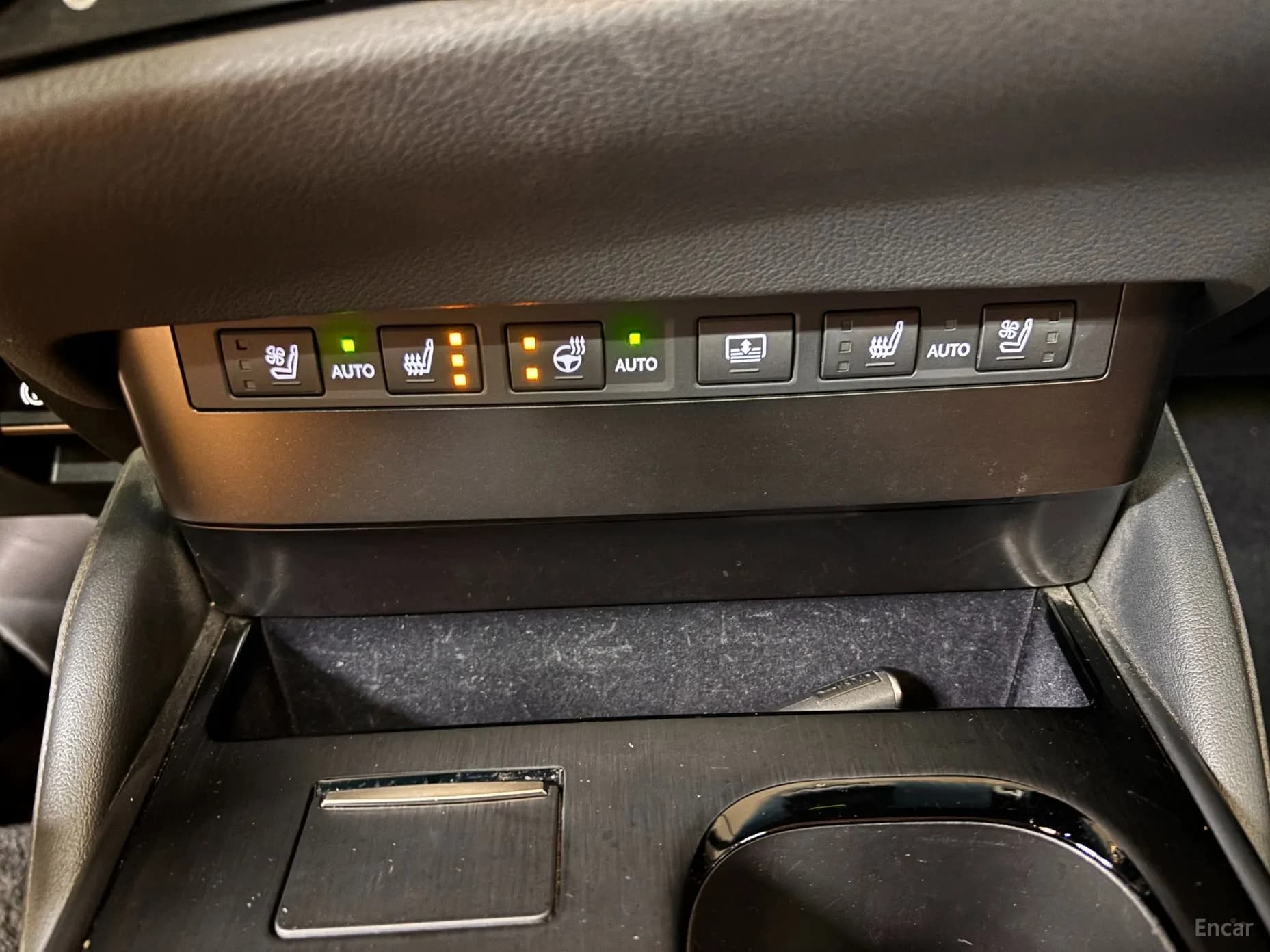 ES300h 7th Generation