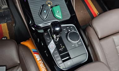 X4 (G02)