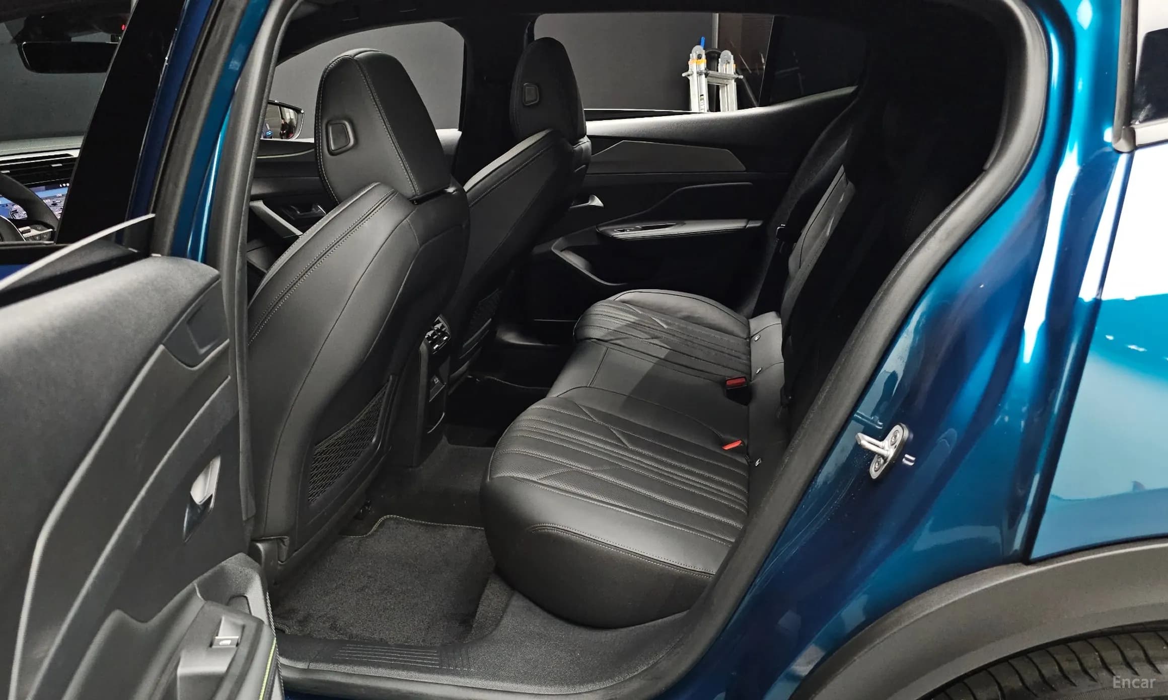 m1Bw200E2YqeygG33_dc2:407