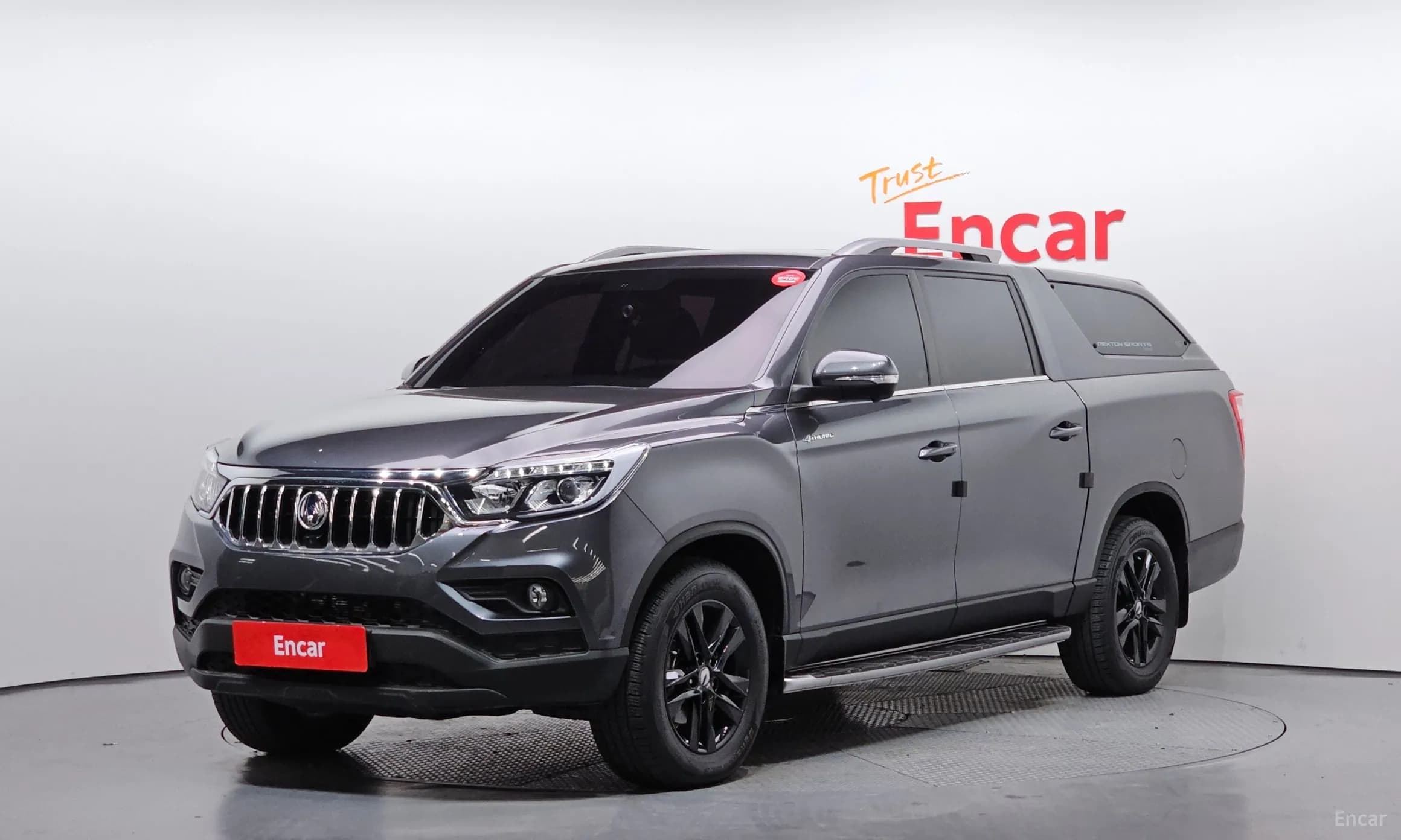 Rexton Sports Khan