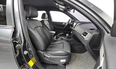 Rexton Sports Khan