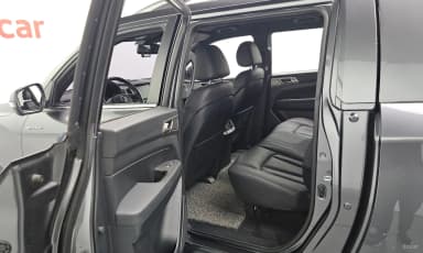 Rexton Sports Khan