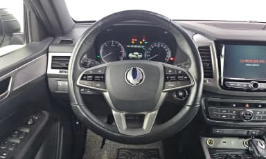 Rexton Sports Khan