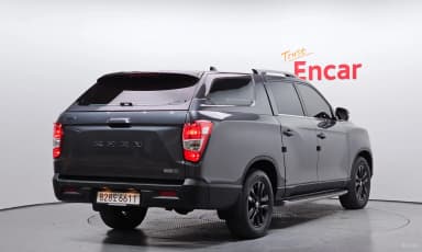 Rexton Sports Khan