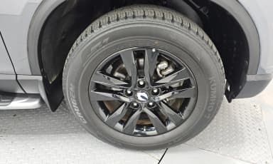 Rexton Sports Khan