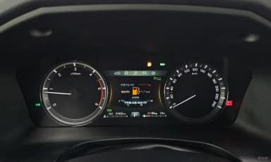 Rexton Sports Khan