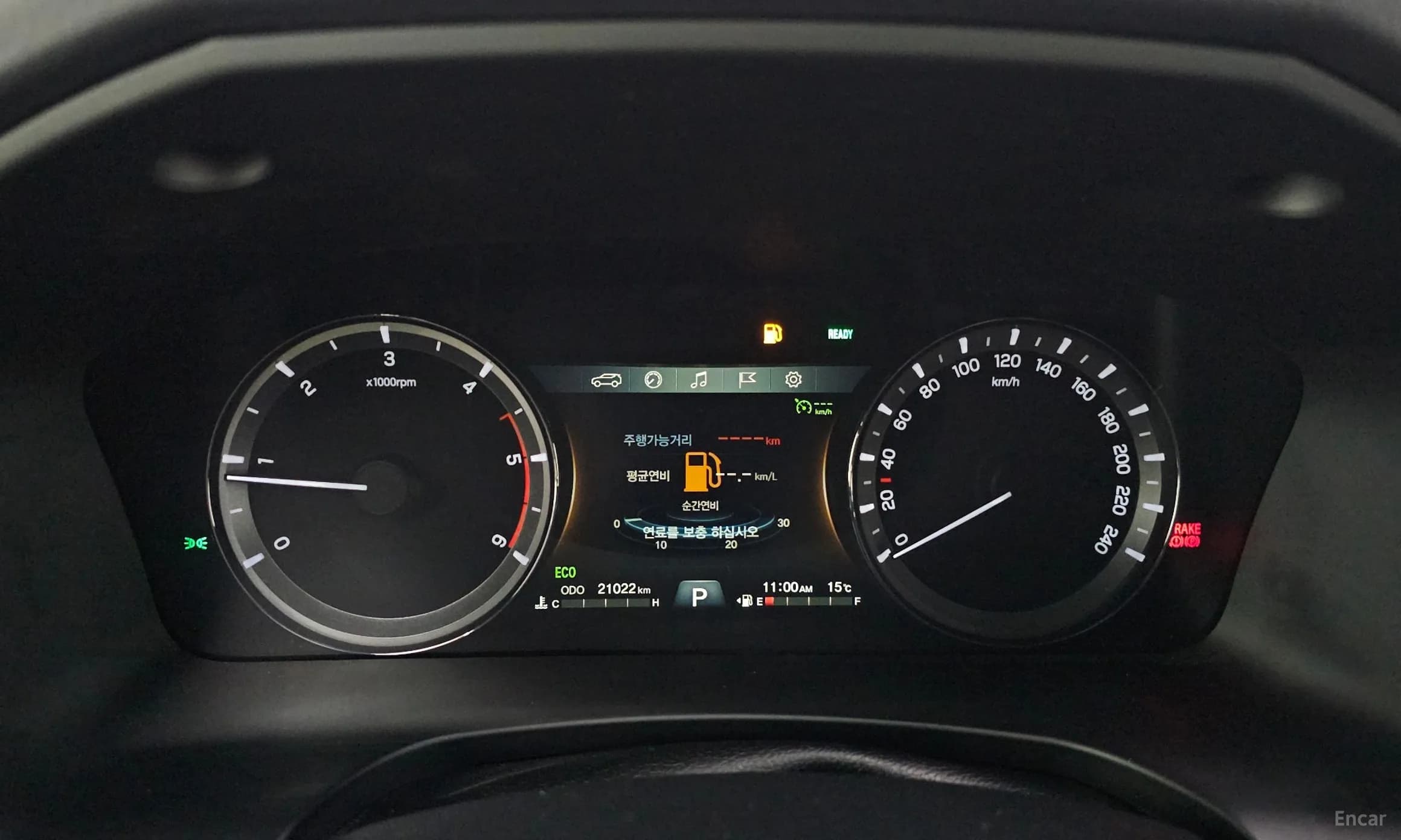 Rexton Sports Khan