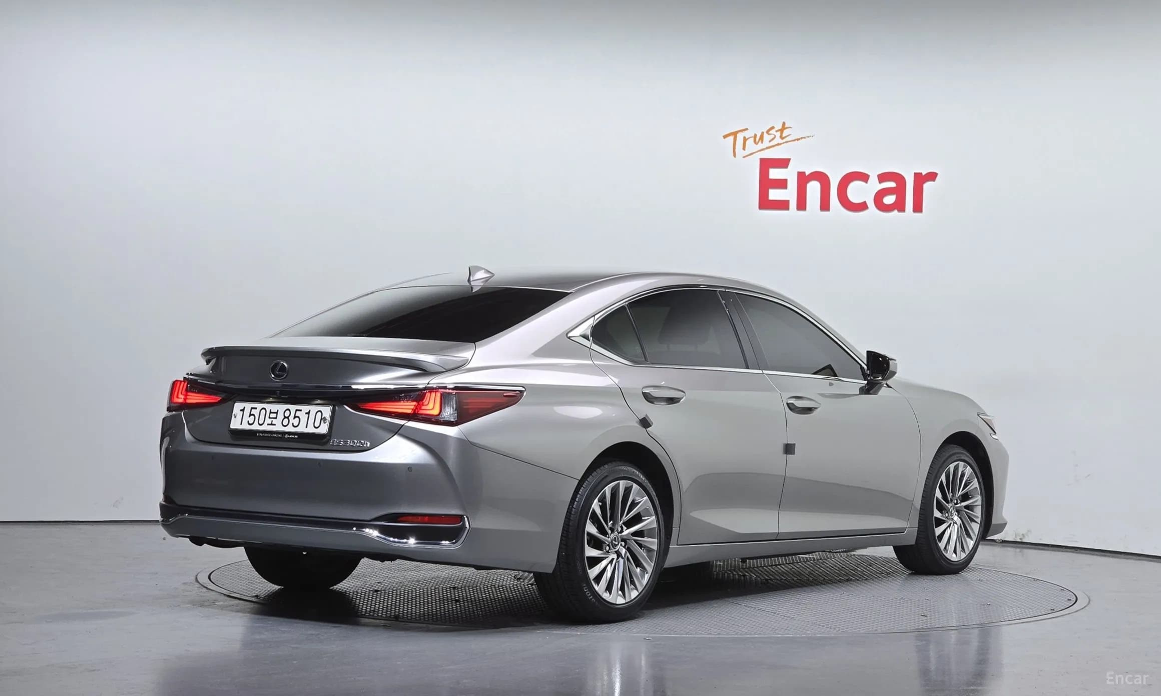 ES300h 7th Generation