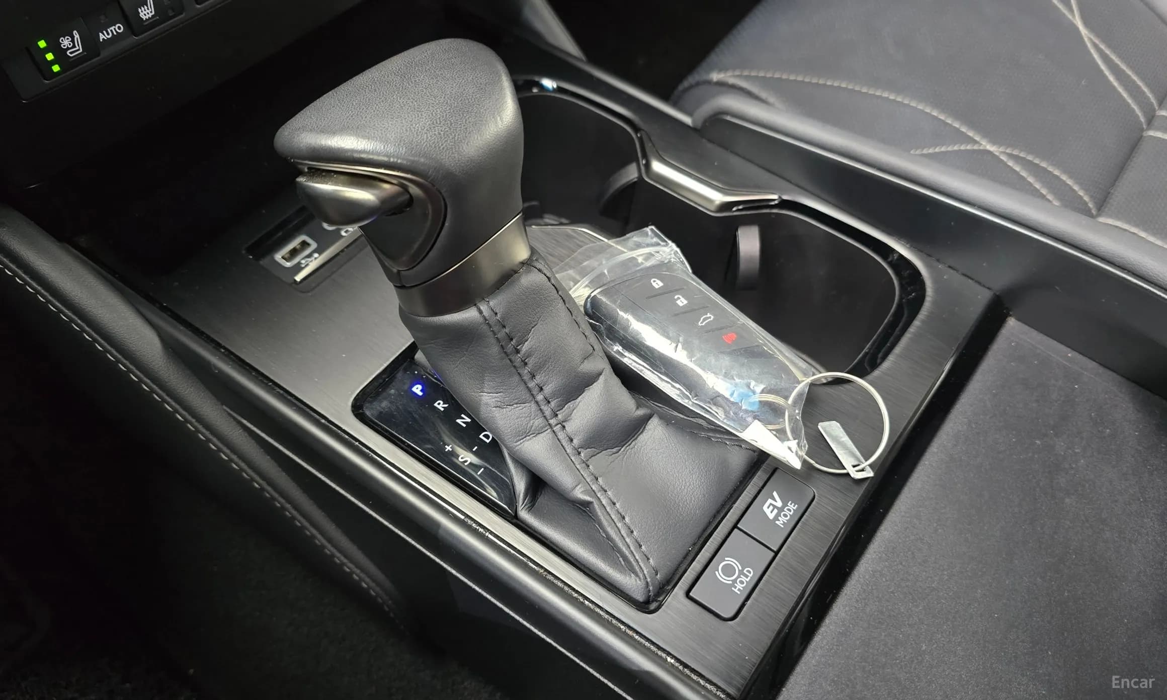 ES300h 7th Generation
