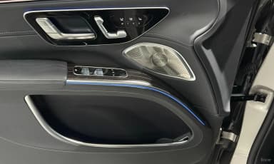 EQS SUV X296