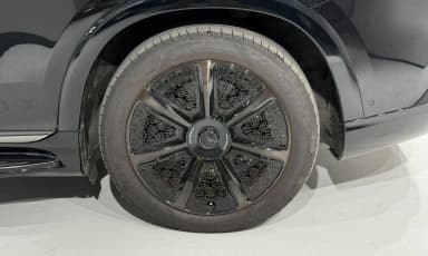 EQS SUV X296