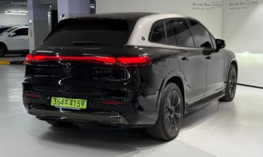 EQS SUV X296