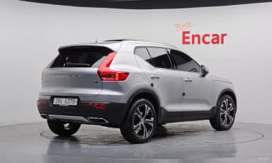 XC40