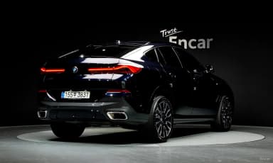 X6 (G06)