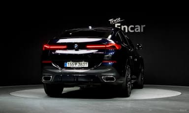 X6 (G06)