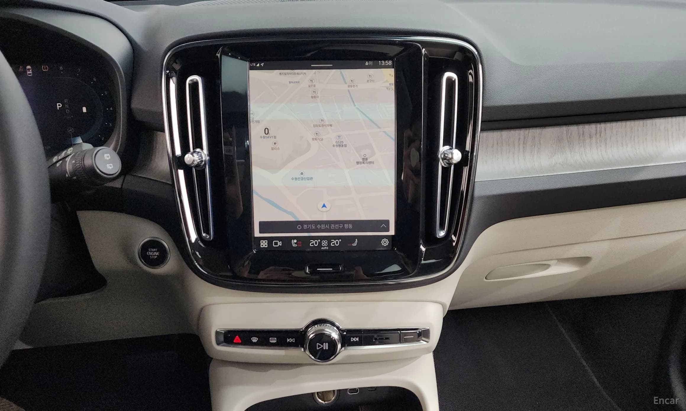 XC40