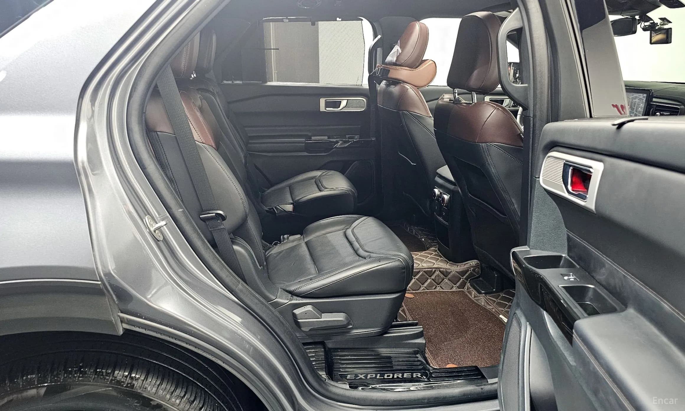 Explorer 6th Generation