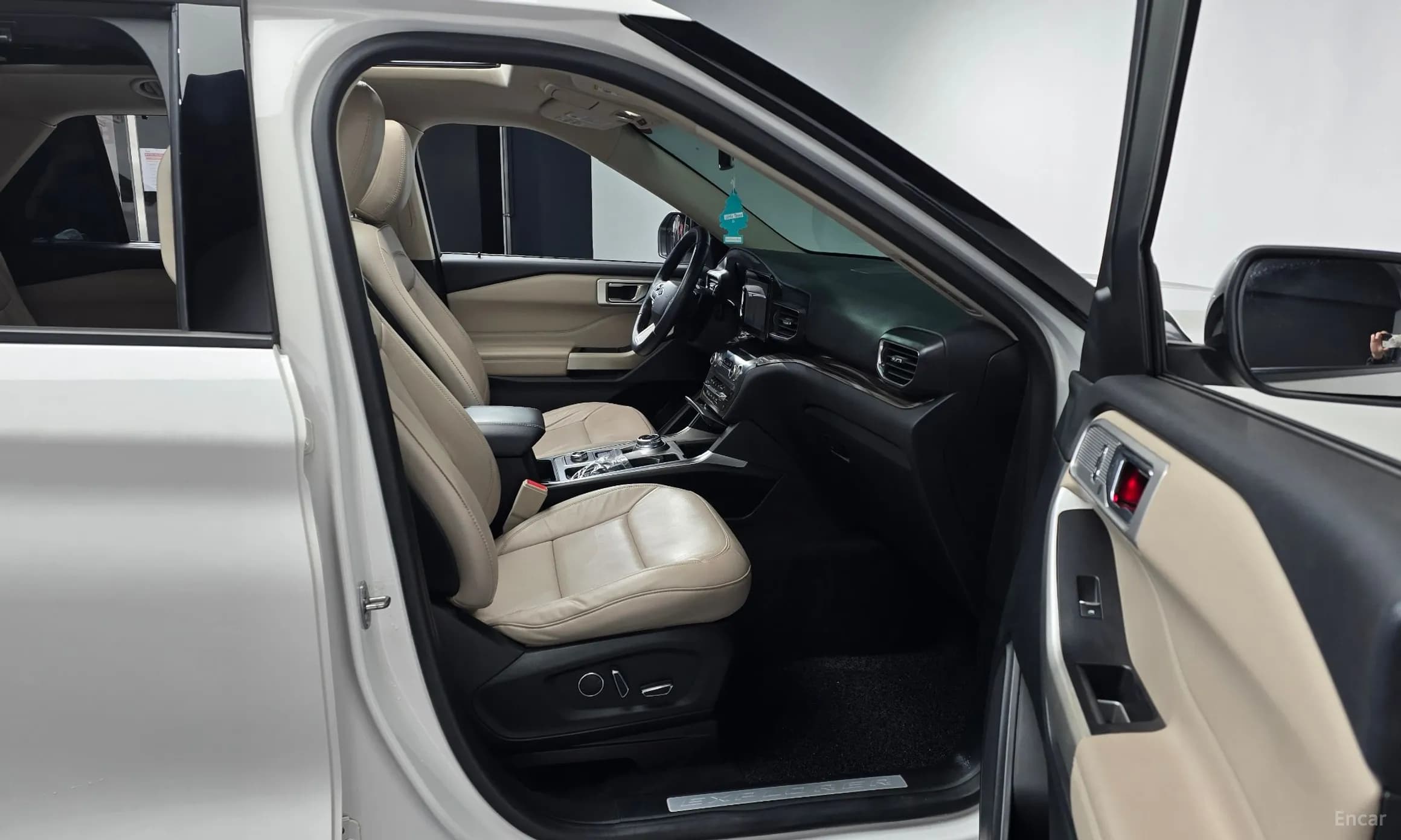 Explorer 6th Generation