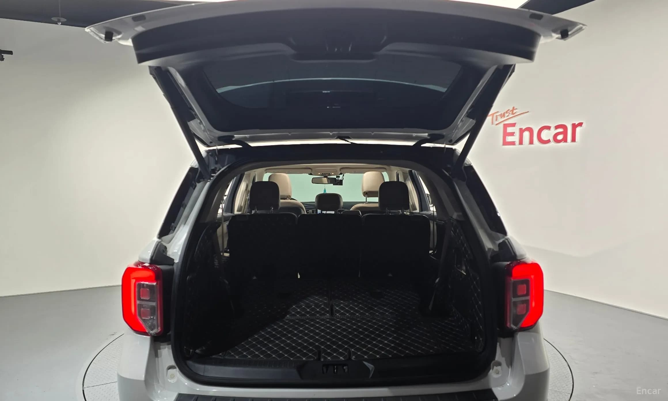 Explorer 6th Generation