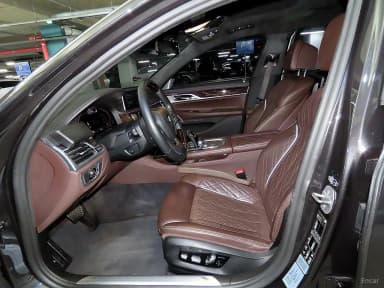 7 Series (G11)