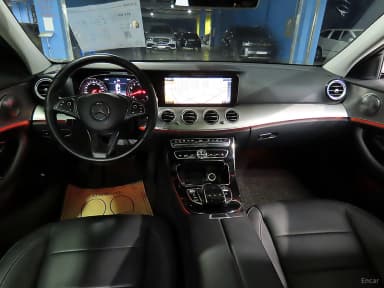 E-Class W213