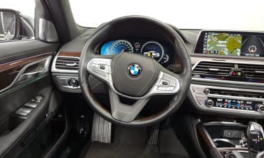 7 Series (G11)