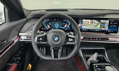 7 Series (G70)