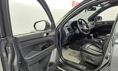 Rexton Sports Khan