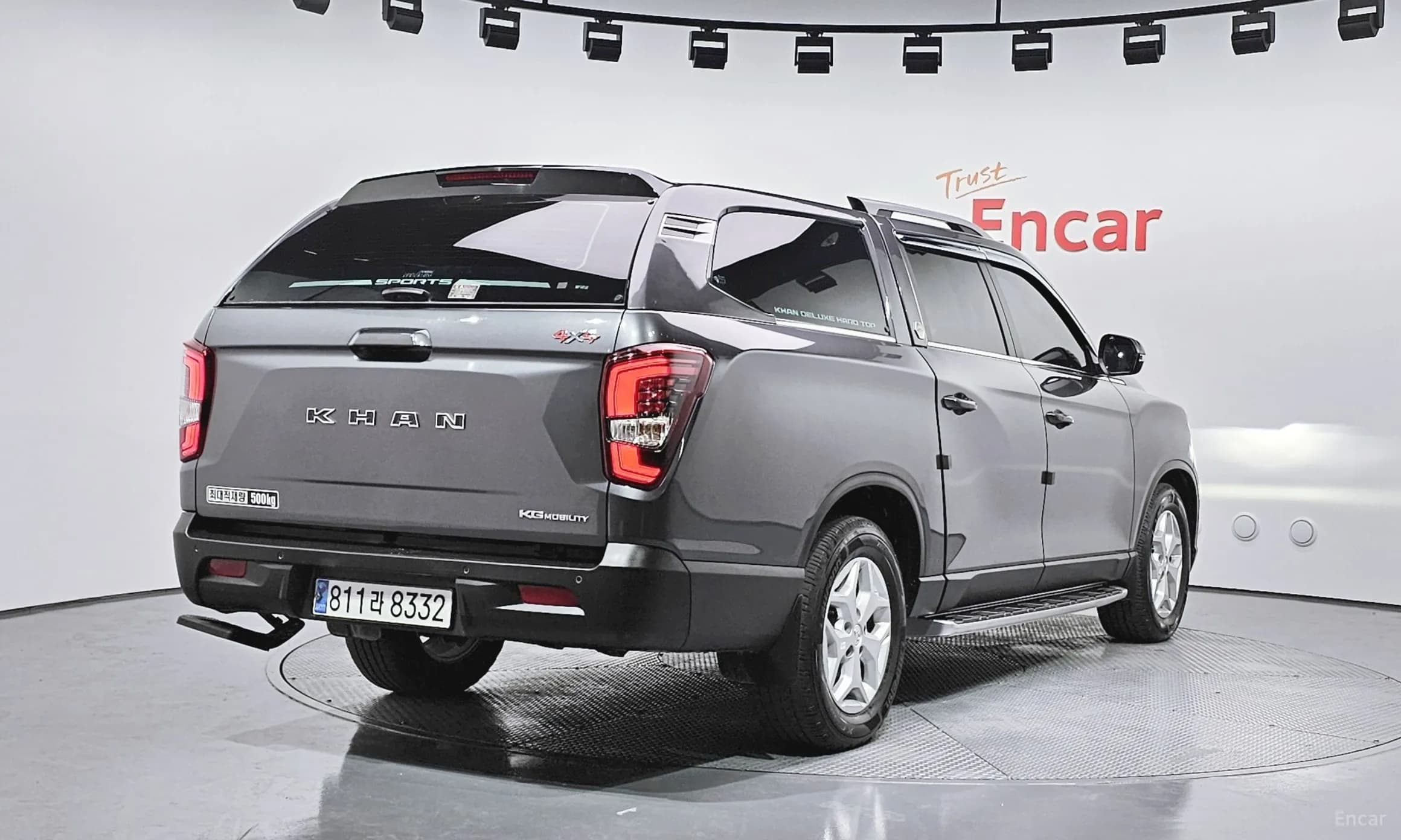 Rexton Sports Khan