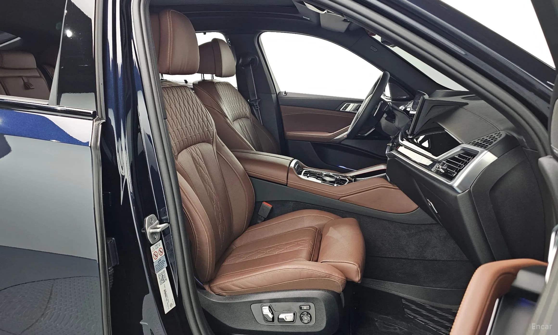 X6 (G06)