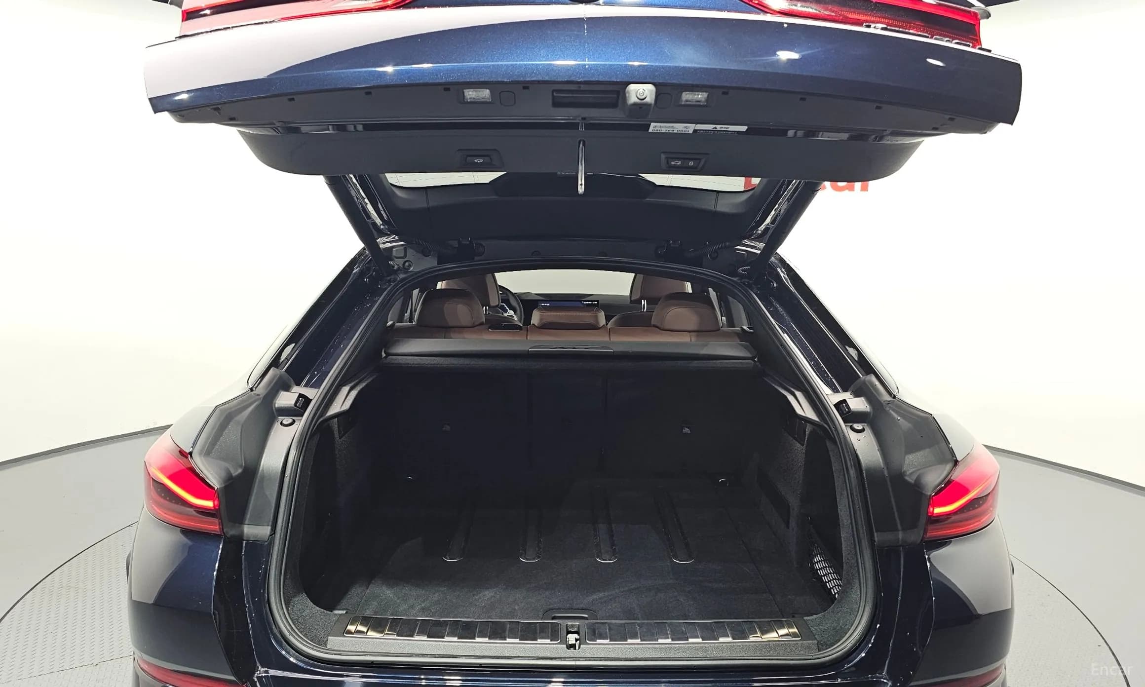 X6 (G06)