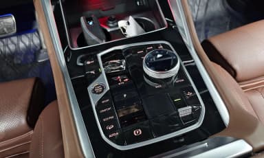 X6 (G06)