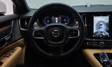 S90