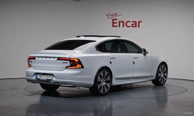 S90