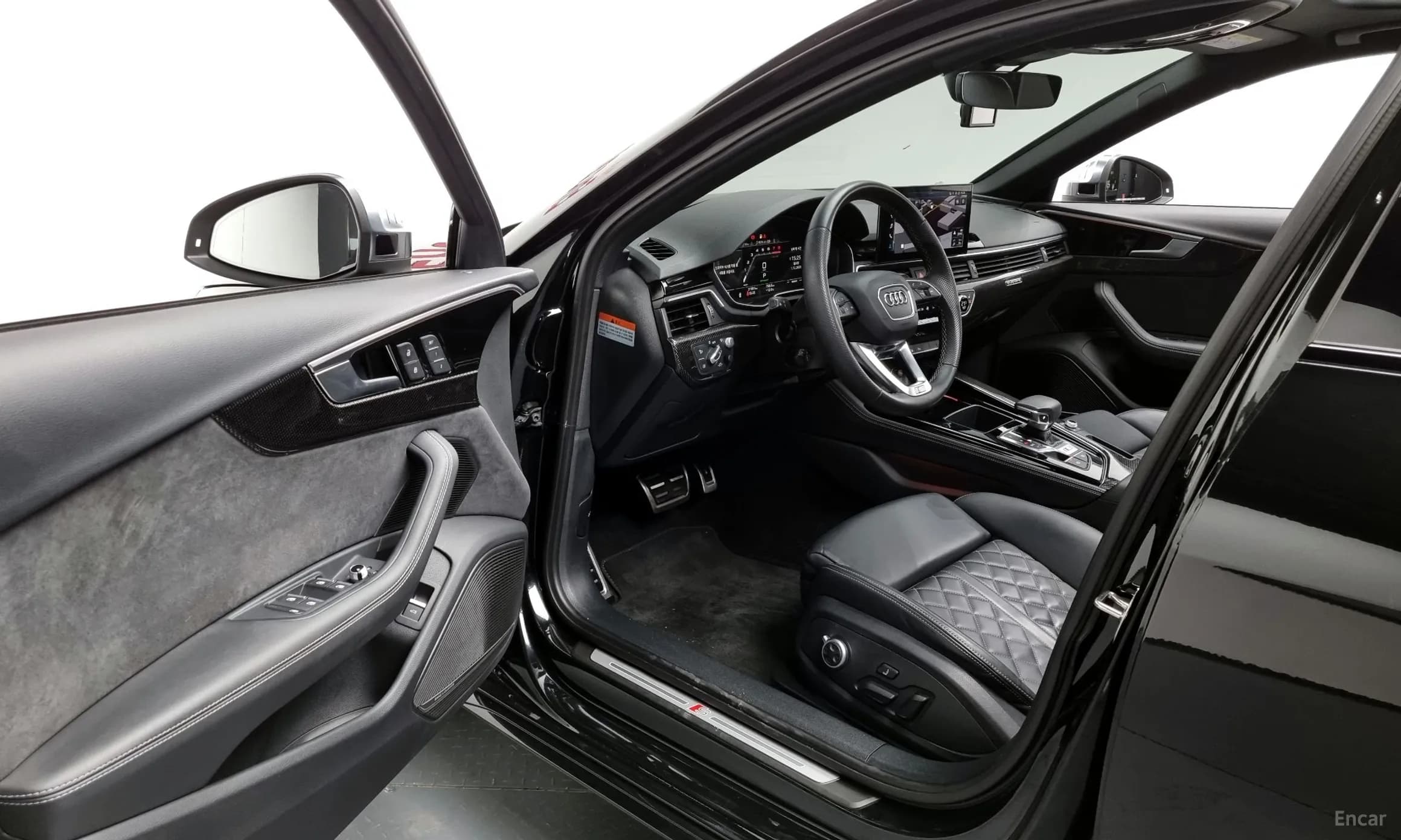 S4 (B9)