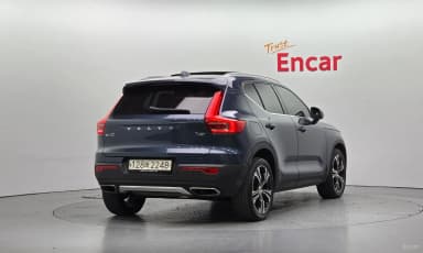 XC40