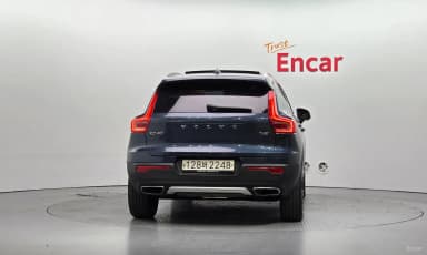 XC40