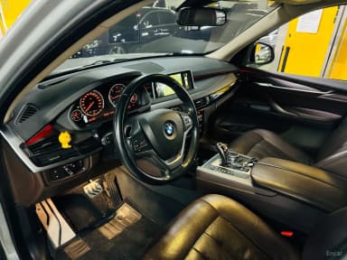 X5 (F15)