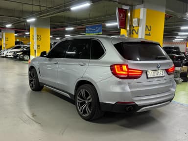 X5 (F15)